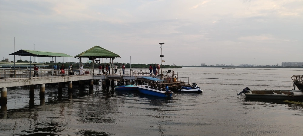 Speedboat docking area