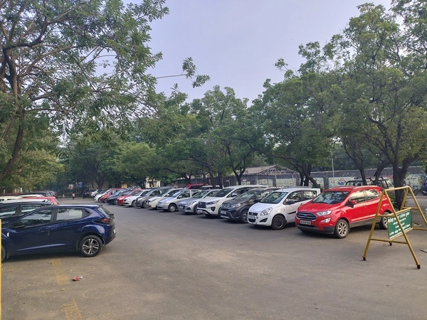 parking lot - cars